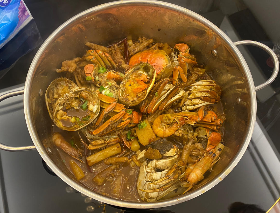 胖哥俩肉蟹煲