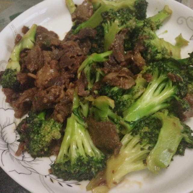西兰花炒牛肉
