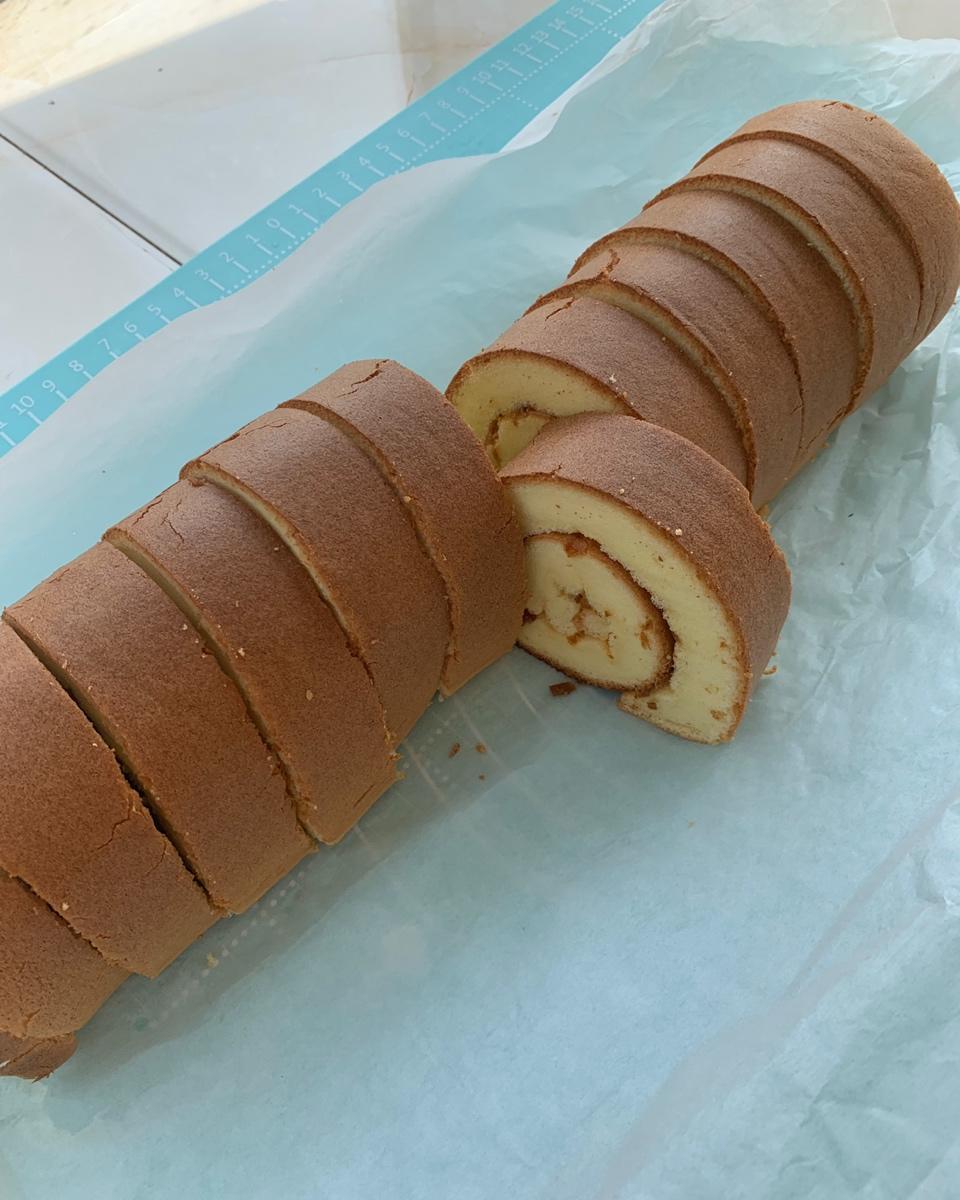 胖乎乎奶油芒果卷/不开裂不掉皮全过程详细图解烘焙视频/蛋糕篇6：「厚卷」