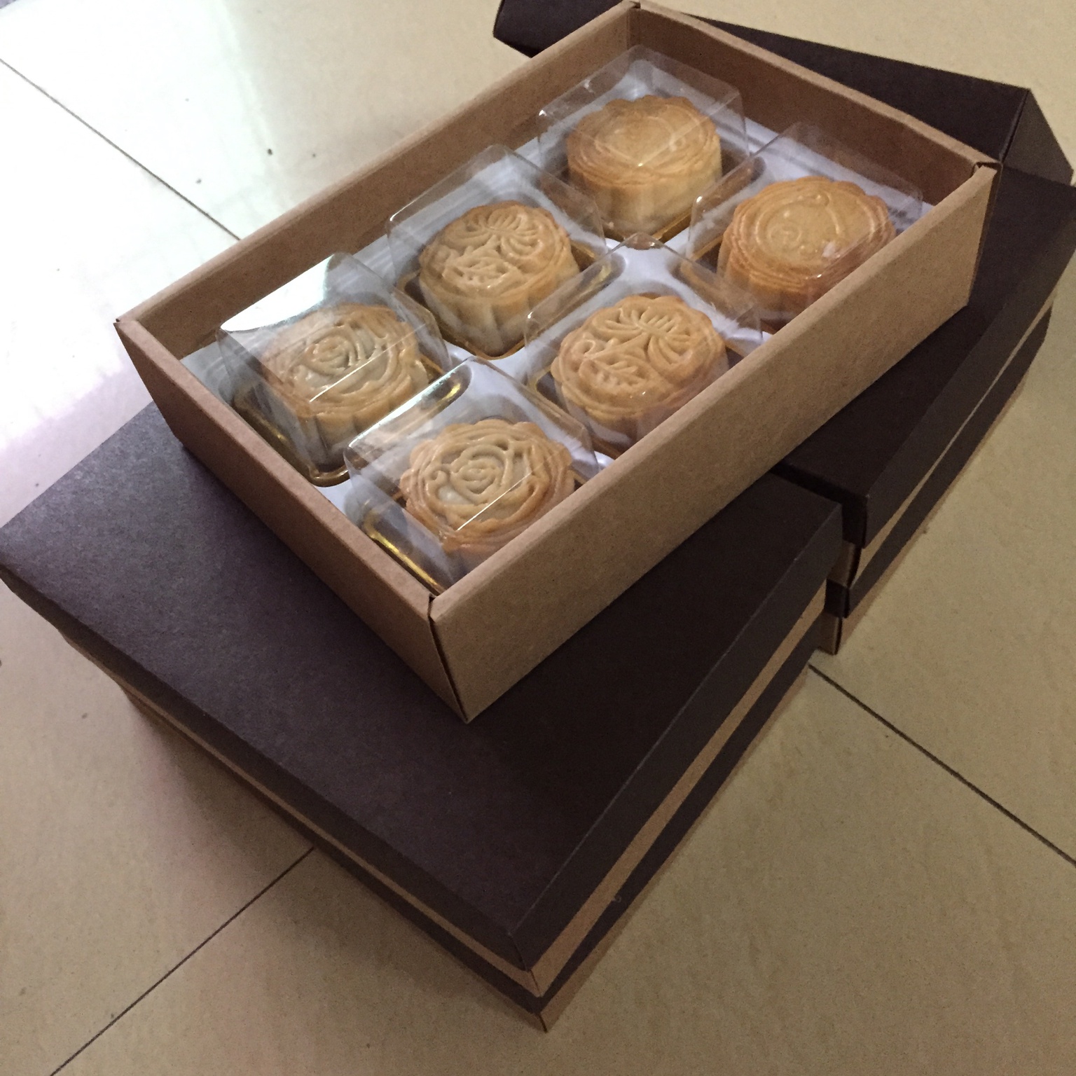 广式月饼—蛋黄莲蓉月饼