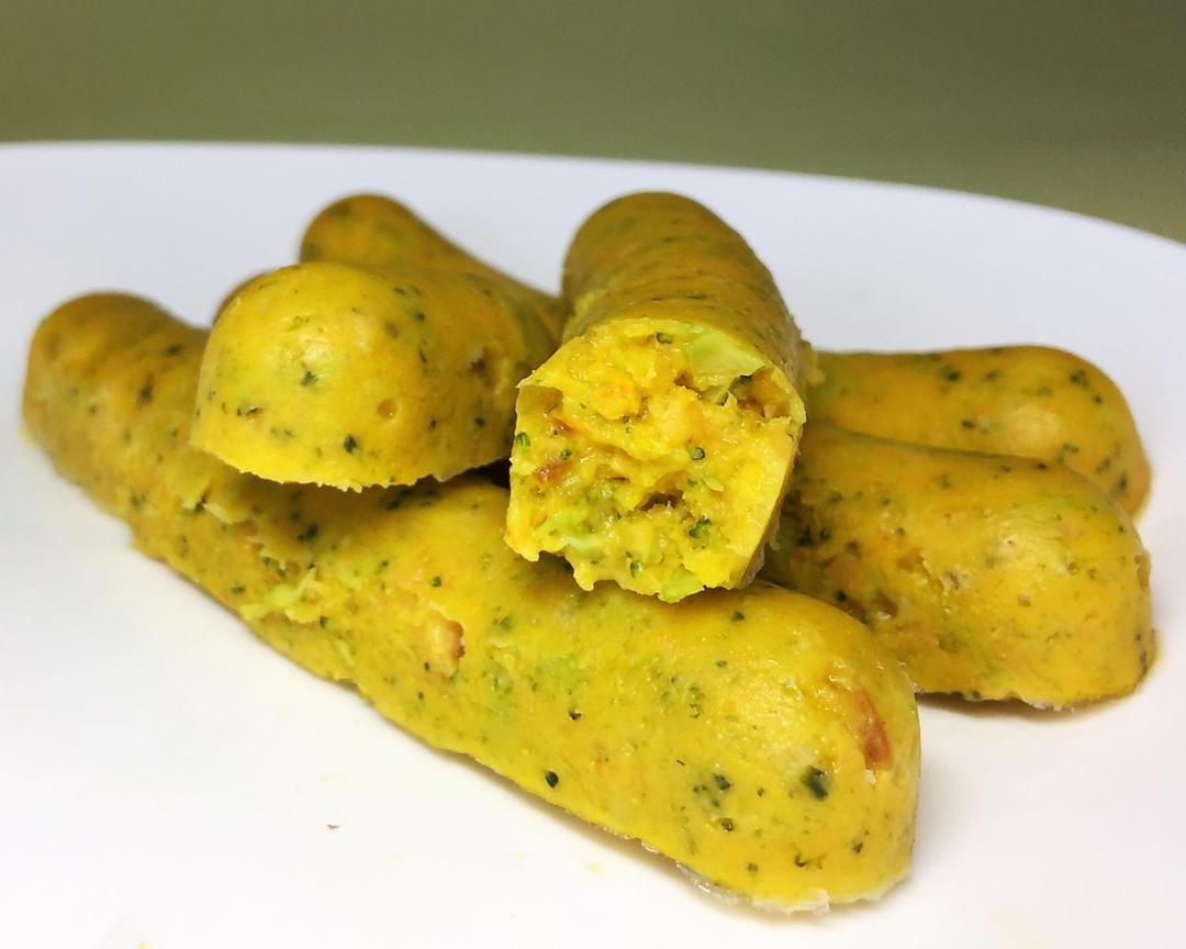 三文鱼西兰花胡萝卜辅食肠的做法