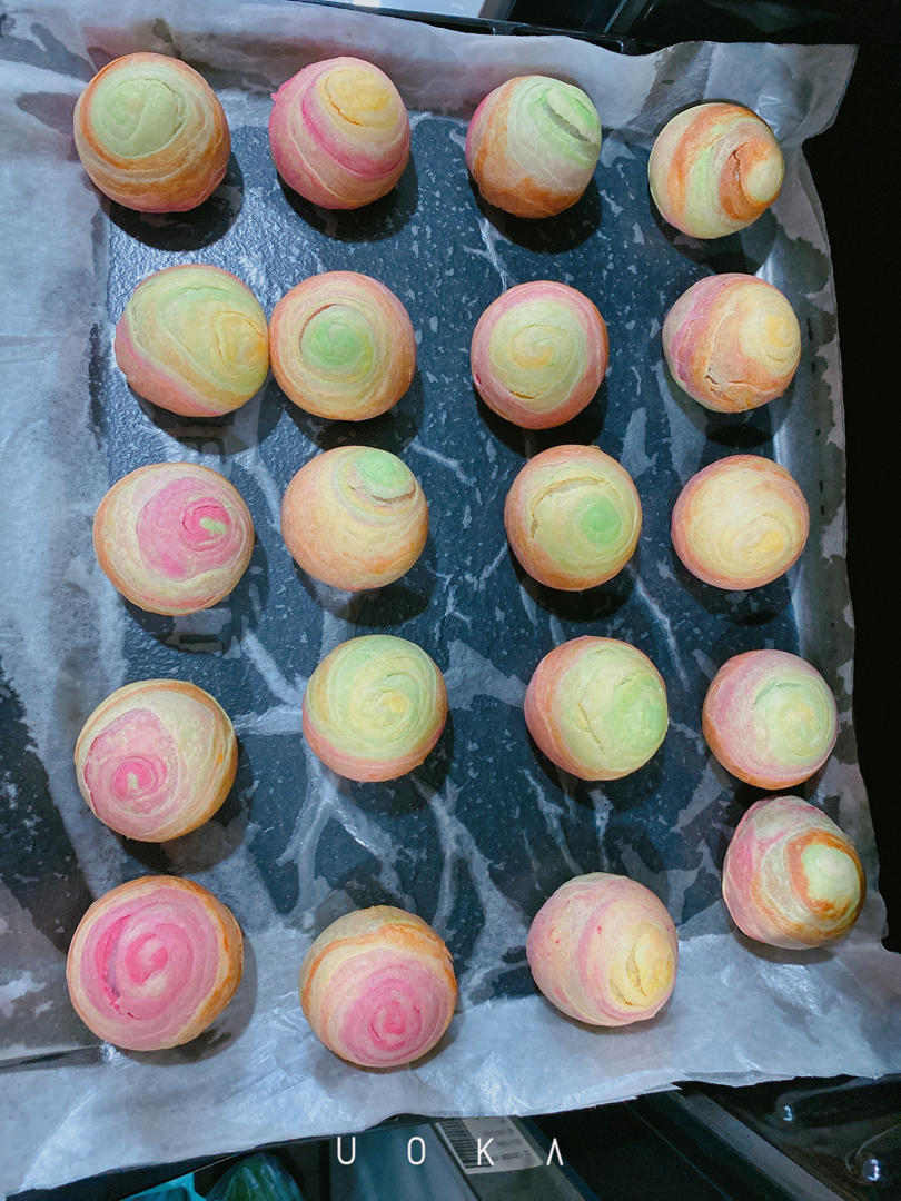 🌈免揉，免松弛，超高颜值小马宝莉彩虹蛋黄酥（含详细操作视频）