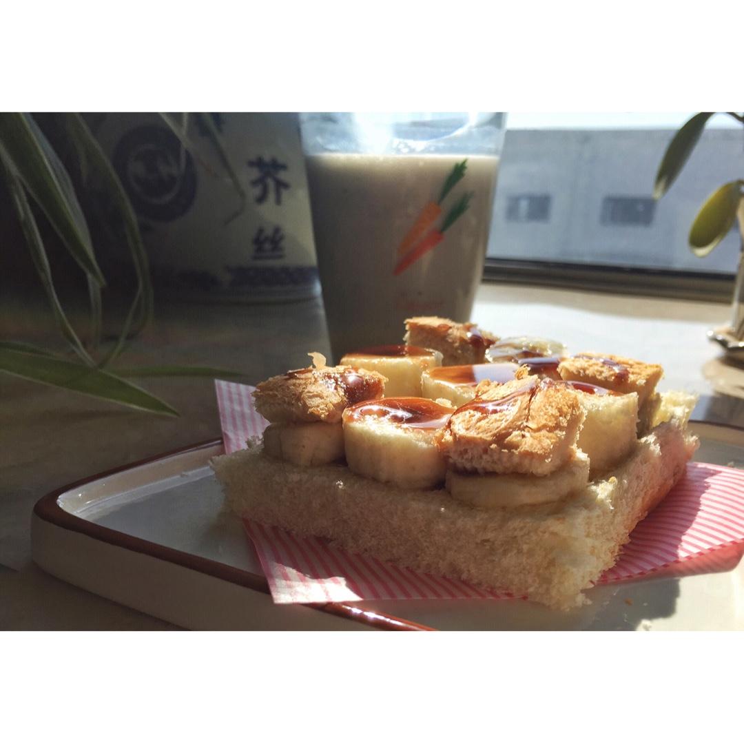 香蕉烤土司