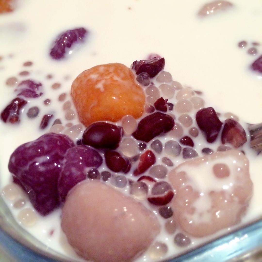 奶汁芋圆西米露