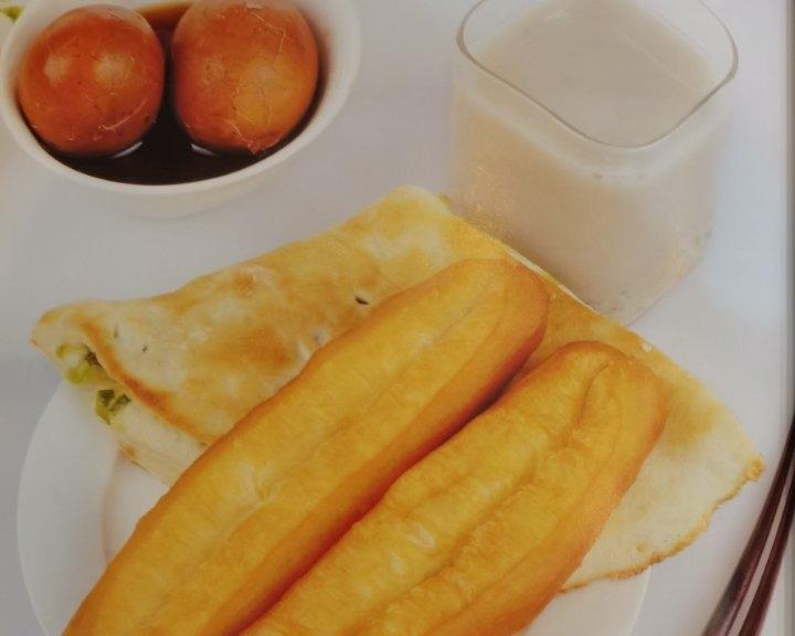 豆浆油条茶叶蛋的做法