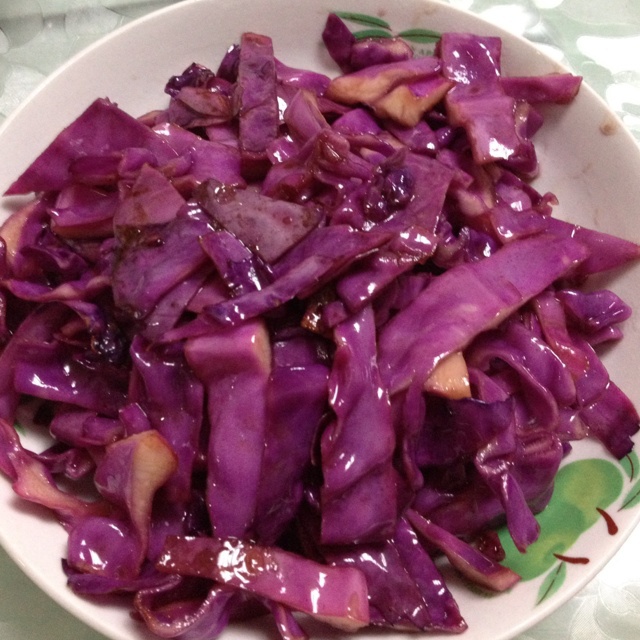 爆炒紫甘蓝