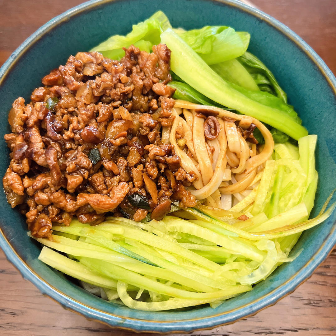 家常炸酱面