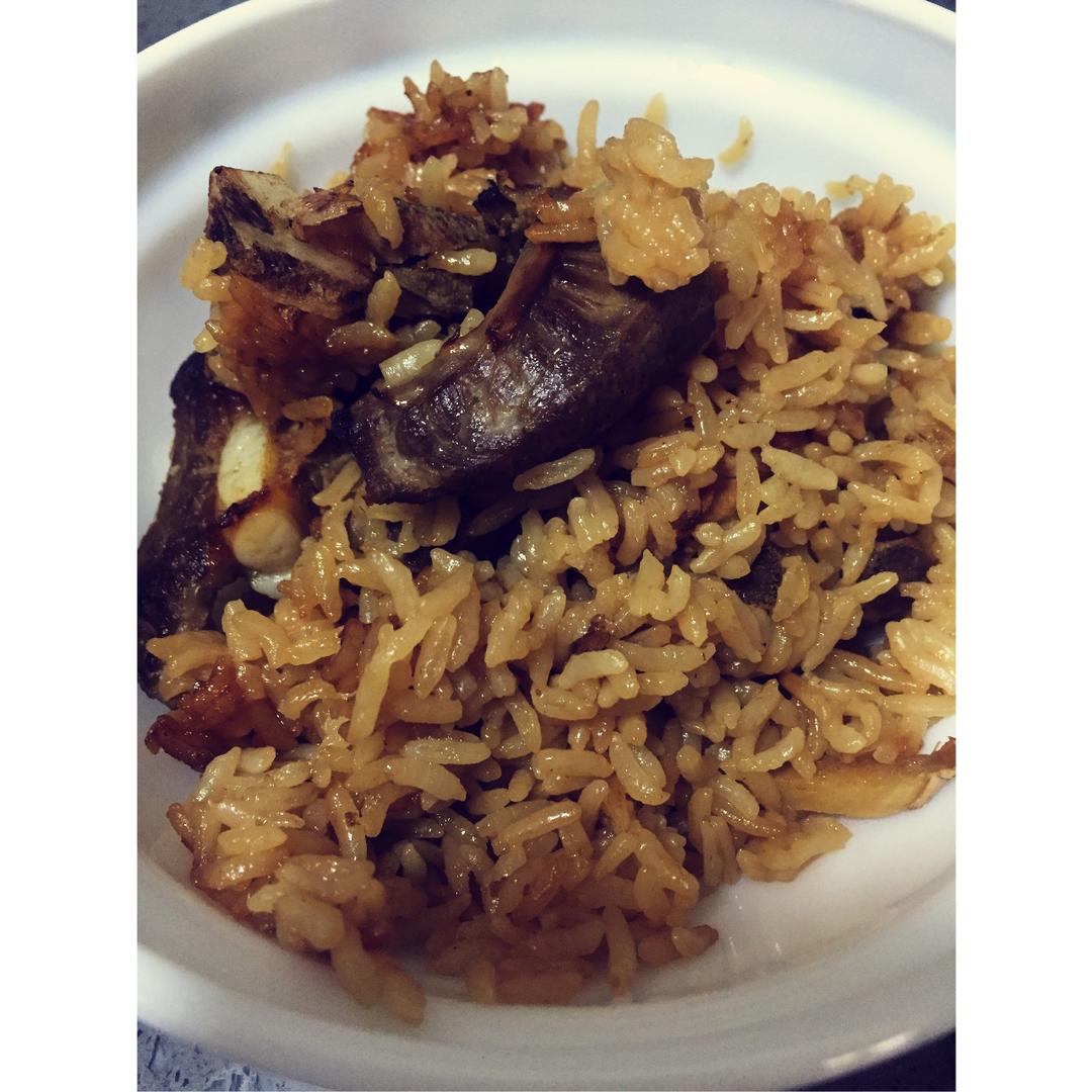 喷香排骨焖饭（爆好吃）