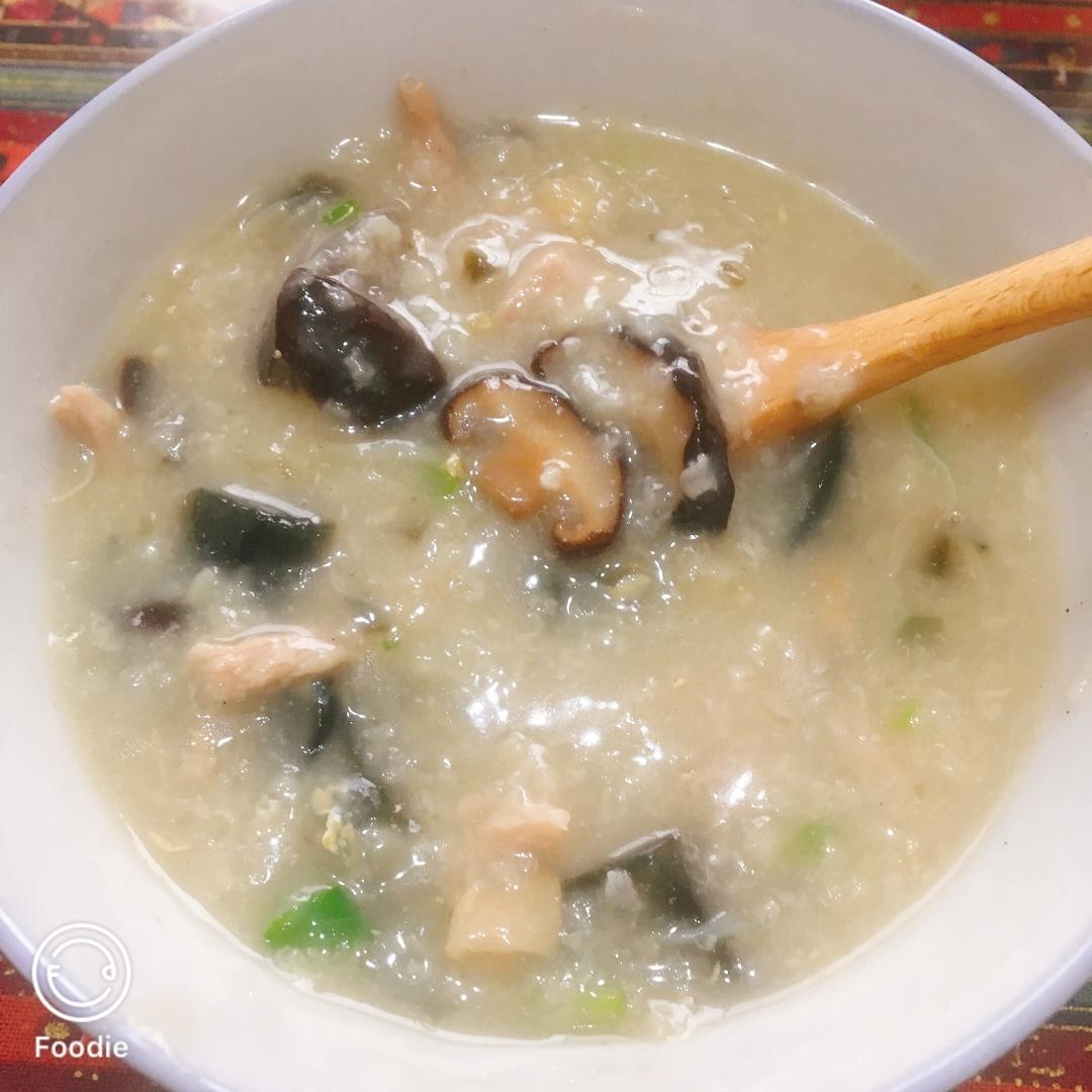 十五分钟快手之香滑皮蛋瘦肉粥(附五分钟电饭煲电压力锅更快捷方法)