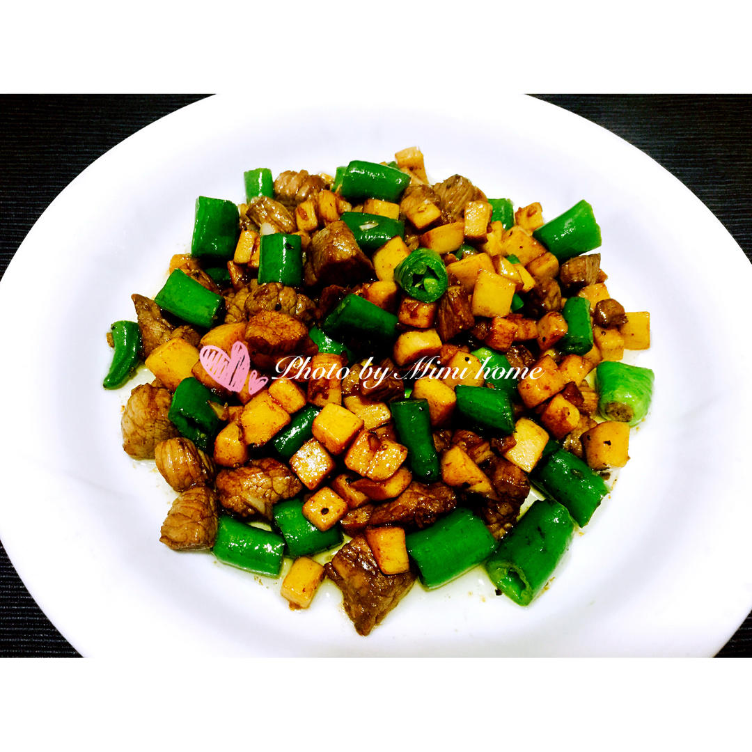 黑椒杏鲍菇牛肉粒