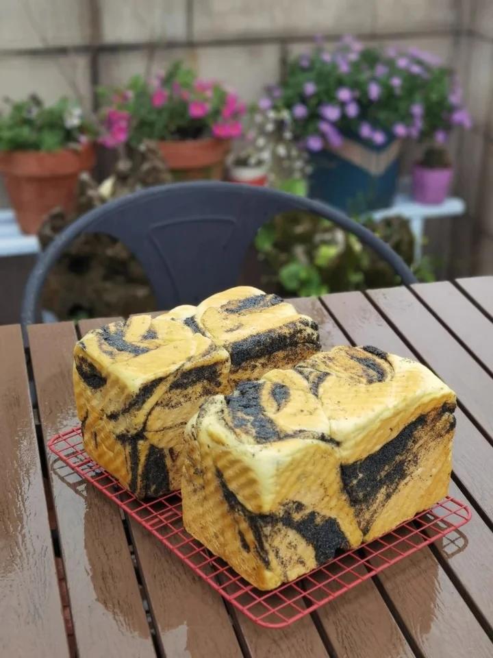 黑芝麻豹纹吐司