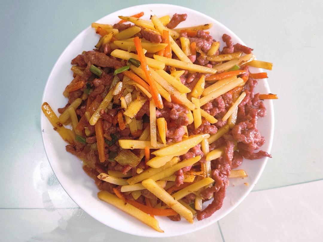 挑战新调味土豆牛肉丝会是一种怎样的口感？