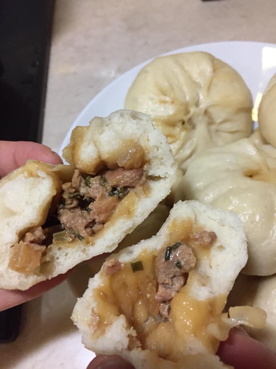 酱肉冬瓜包子Steamed Dumplings Pork & Mellon