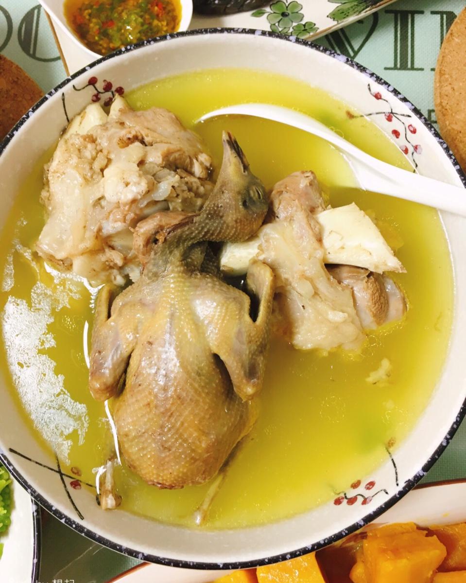 西洋参老鸽汤