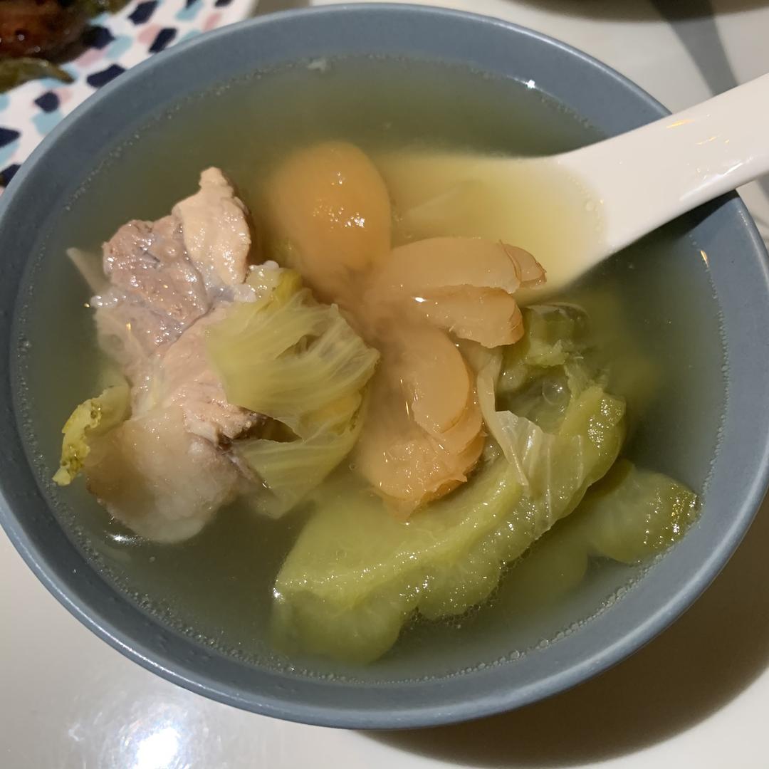 黄豆苦瓜排骨汤