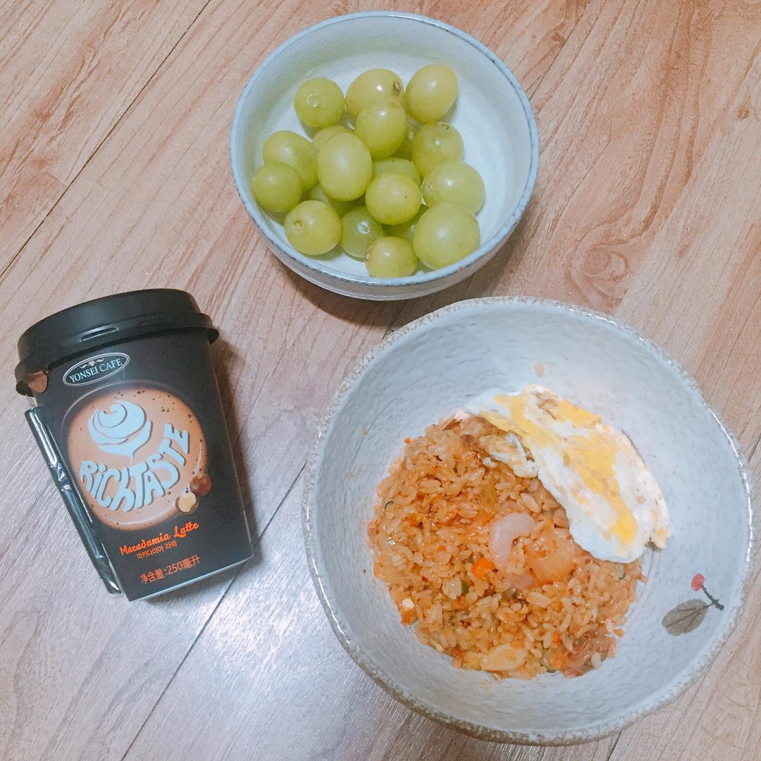 五花肉泡菜炒饭