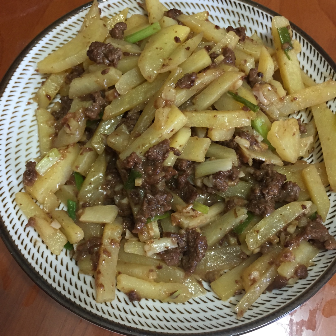土豆炒牛肉