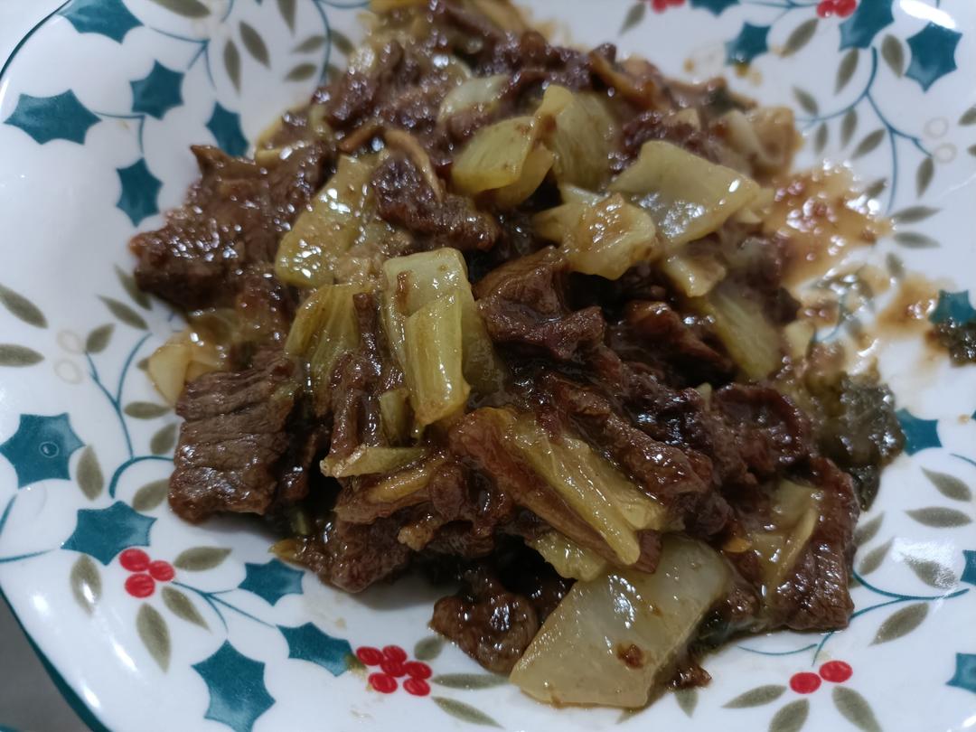 牛肉炒酸菜