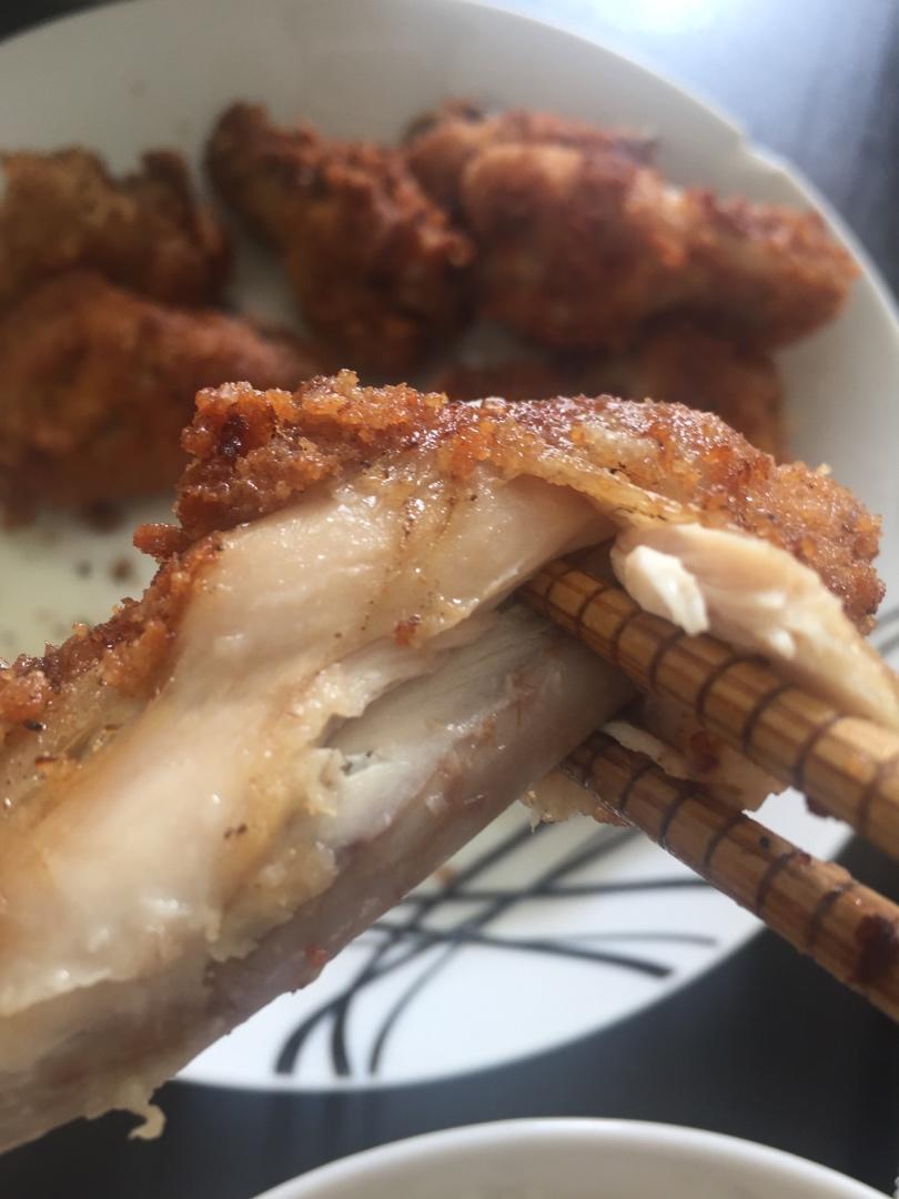好吃到舔手指的蒜香炸鸡翅
