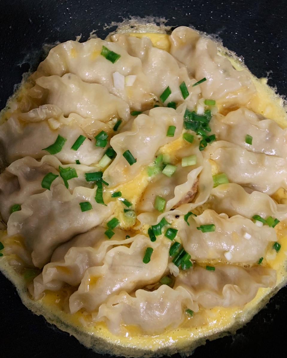 抱蛋煎饺