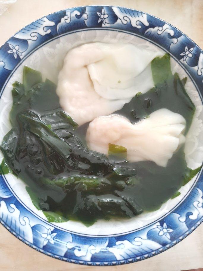 素馄饨汤底·裙带菜