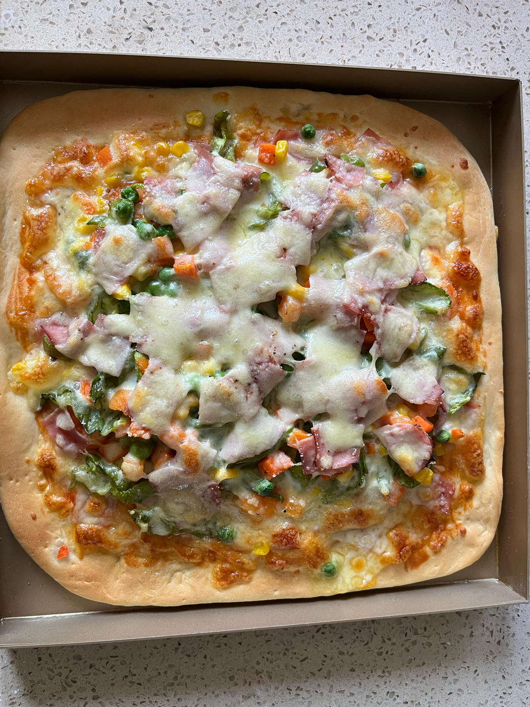 8寸纯手工什锦披萨