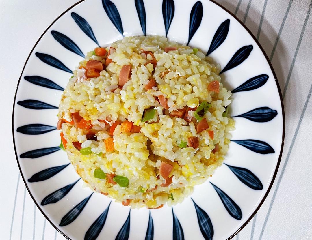 五彩蛋炒饭的做法