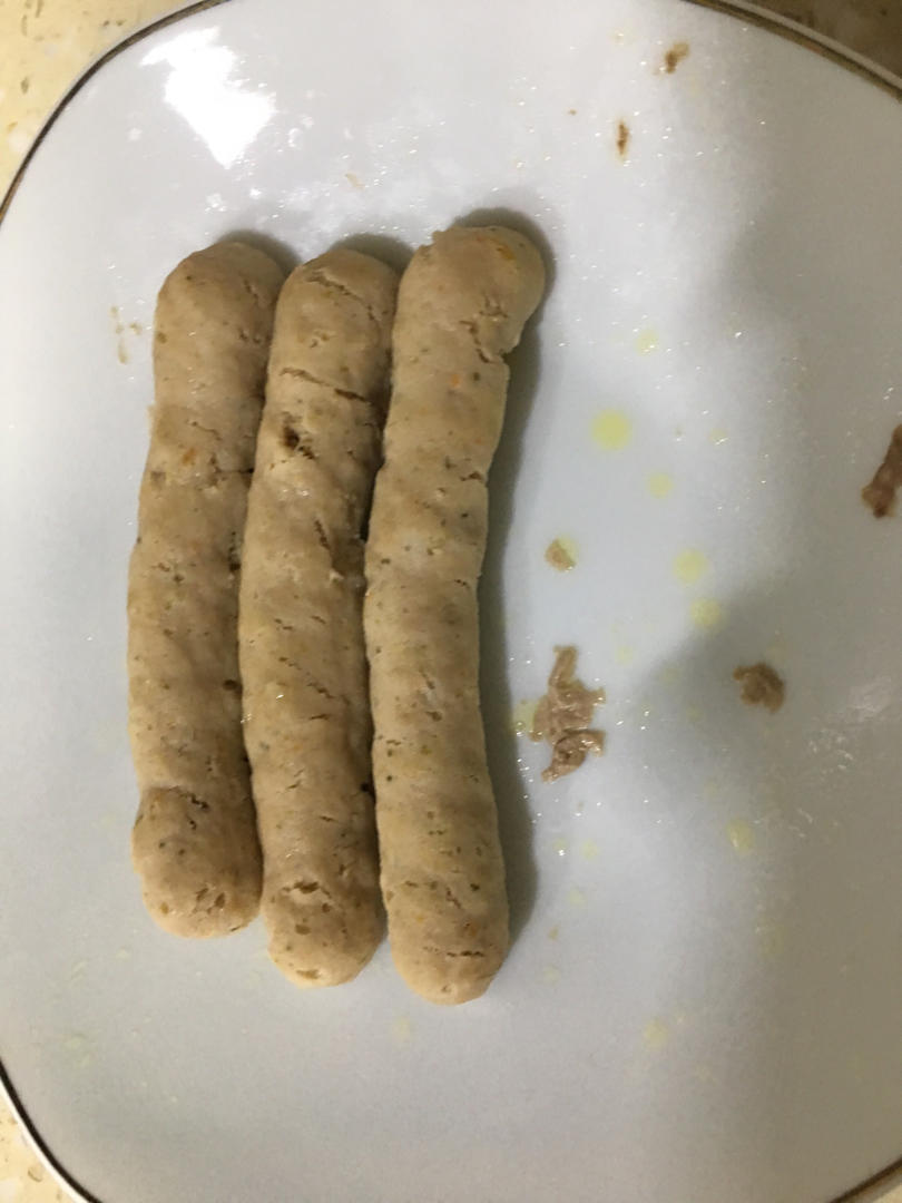 宝宝辅食猪肉蔬菜香肠无油无盐