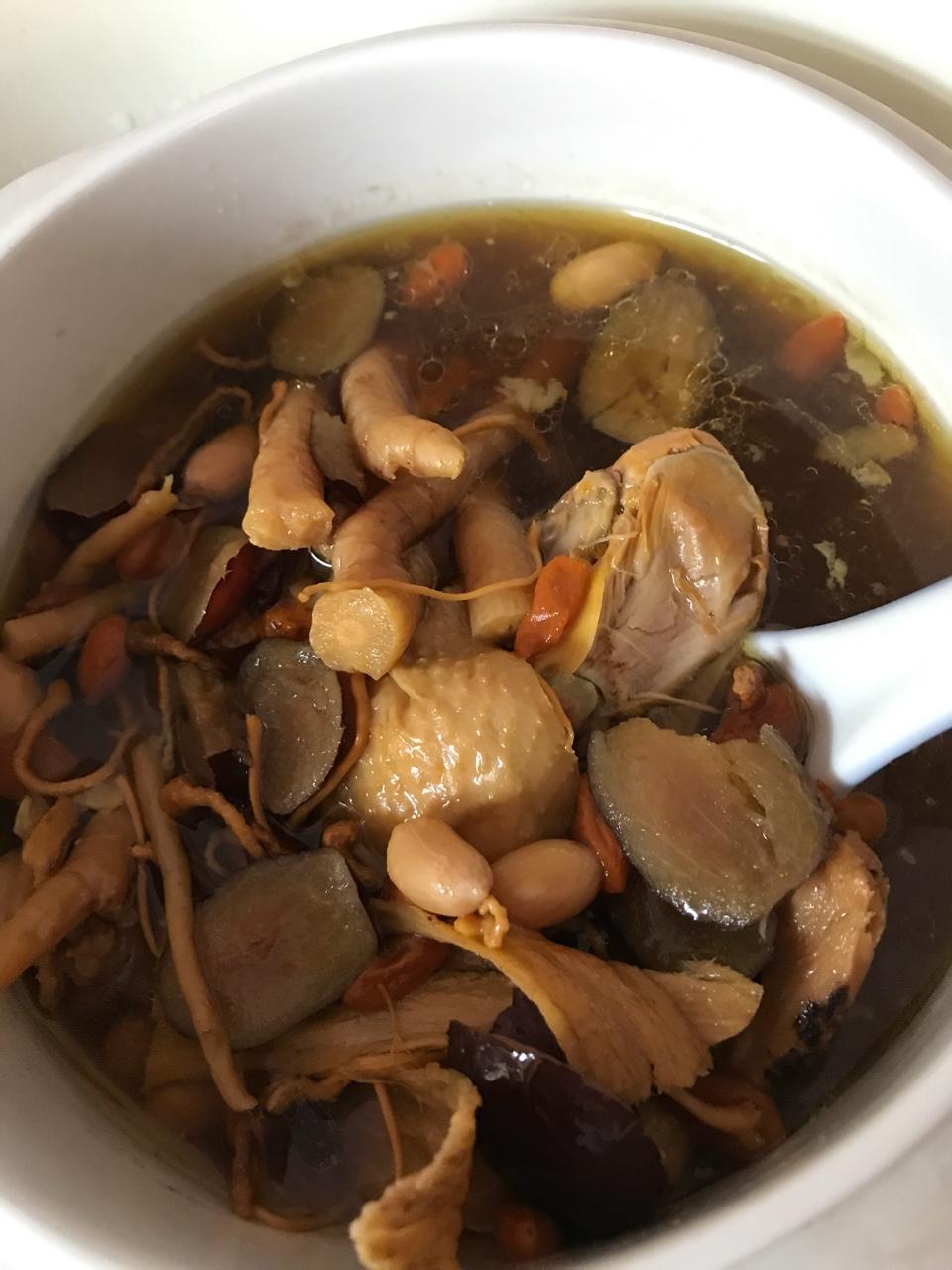 虫草花党参鸡汤