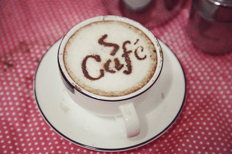 卡布奇诺巧克力咖啡