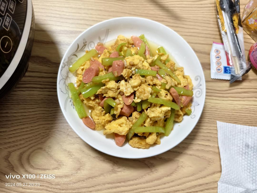 青椒火腿炒鸡蛋