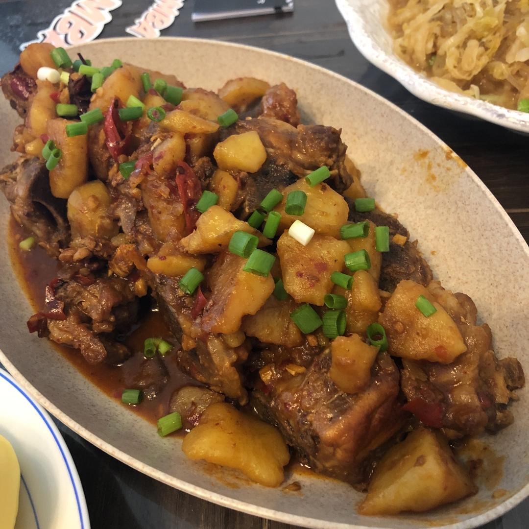 川味土豆烧排骨