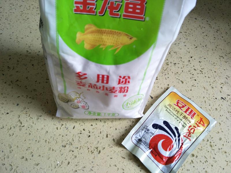 纯奶手撕吐司的做法 步骤1