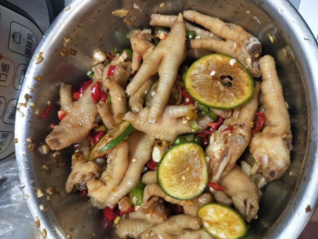 香辣蒜香凉拌爽脆鸡脚