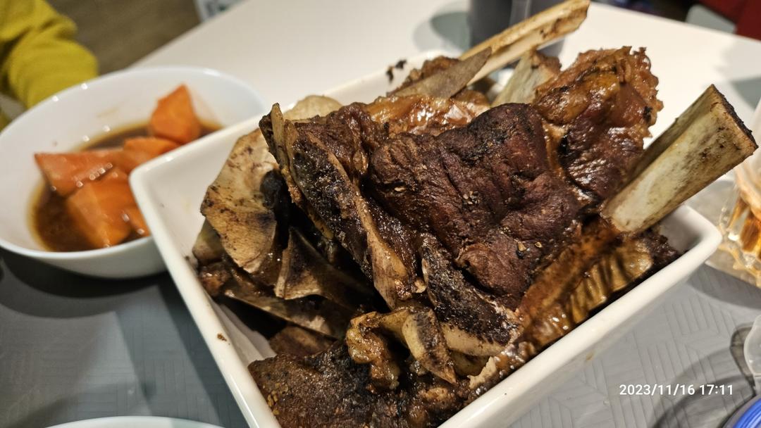 西贝莜面村的牛大骨