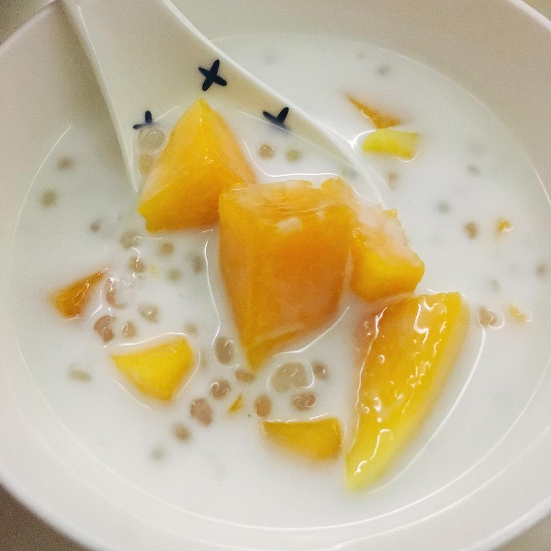 芒果椰汁西米露