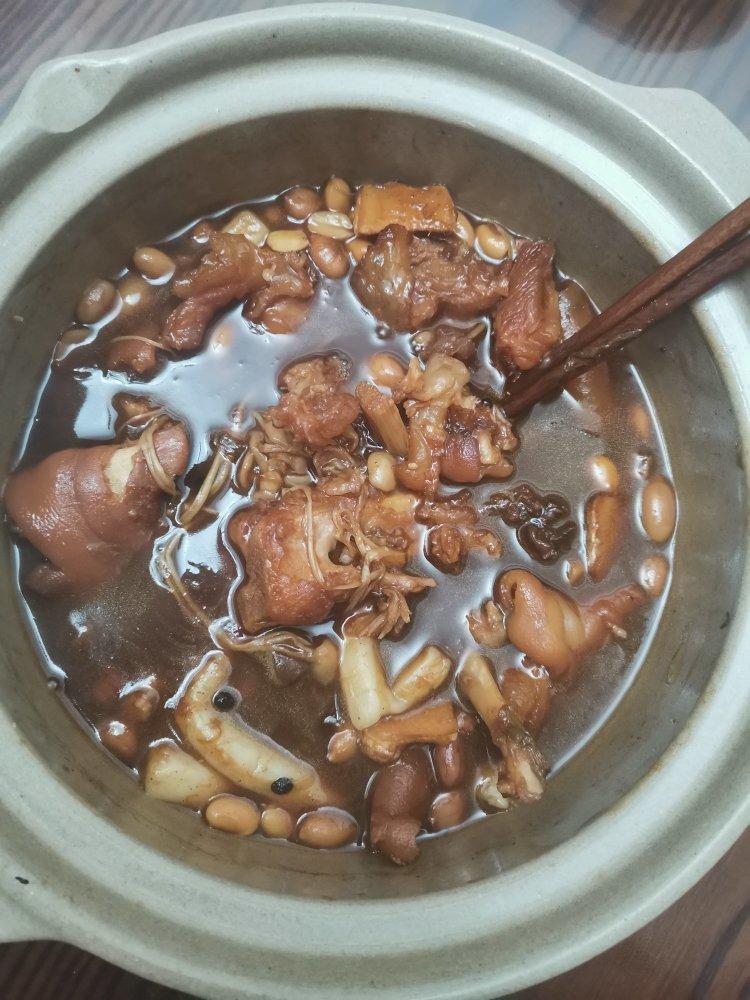 跟黄小厨学的黄酒焖猪蹄，真的超级好吃