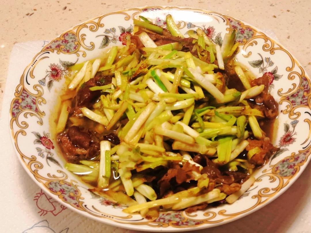 蒜黄肉丝