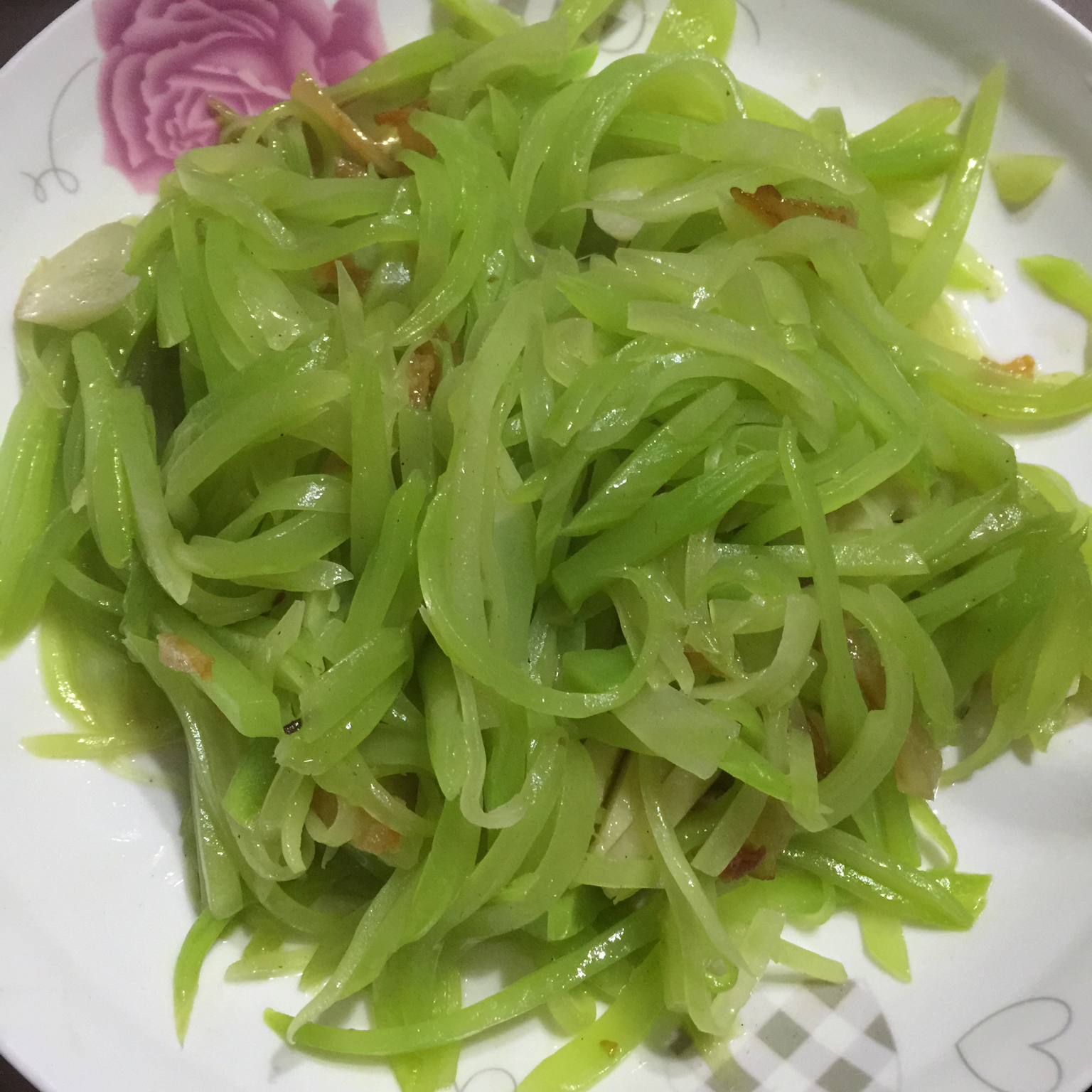 kiki-117做的清炒莴笋丝