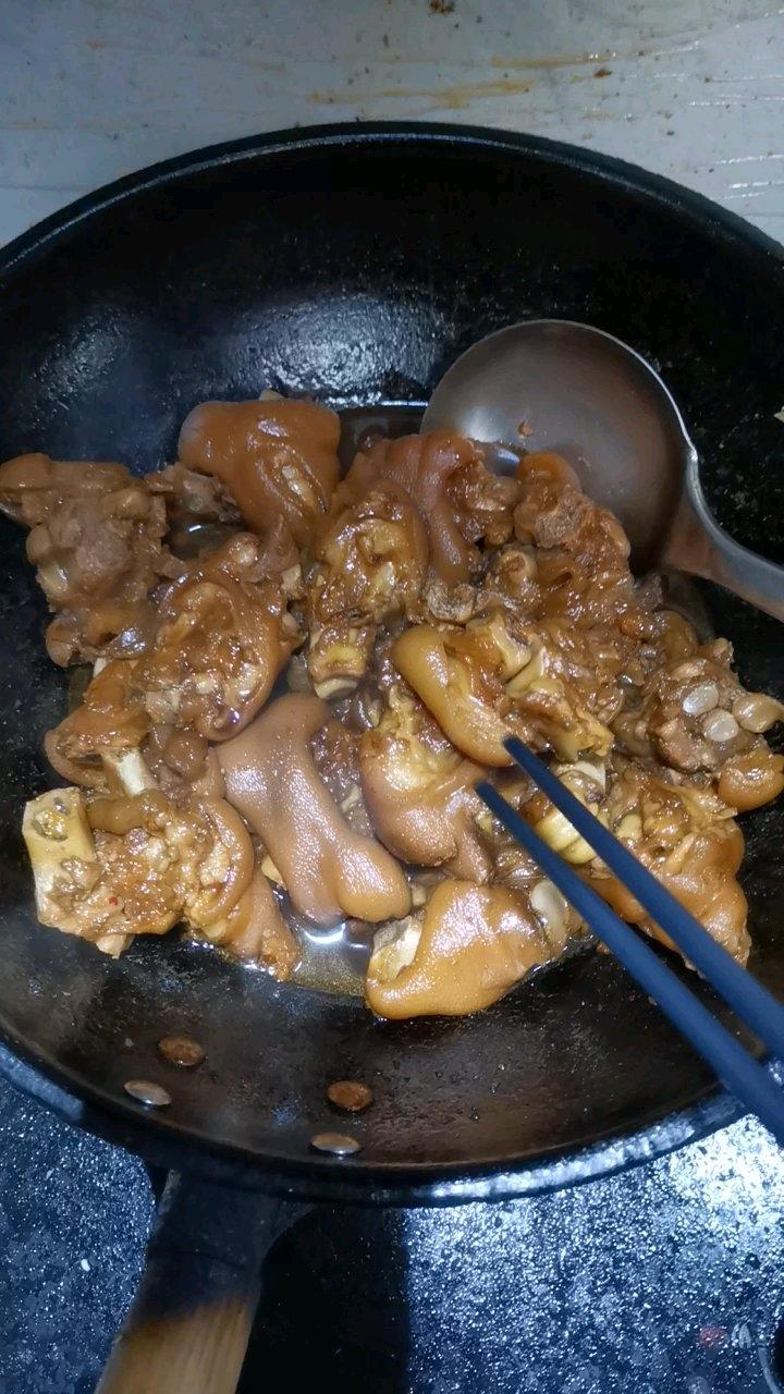 甜辣猪蹄火锅