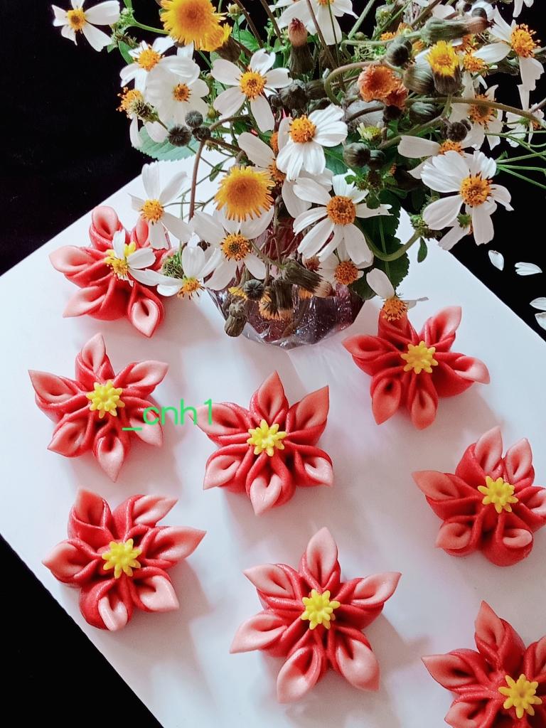 【圣诞花】一品红馒头（圣诞B） *花儿馒头240的做法