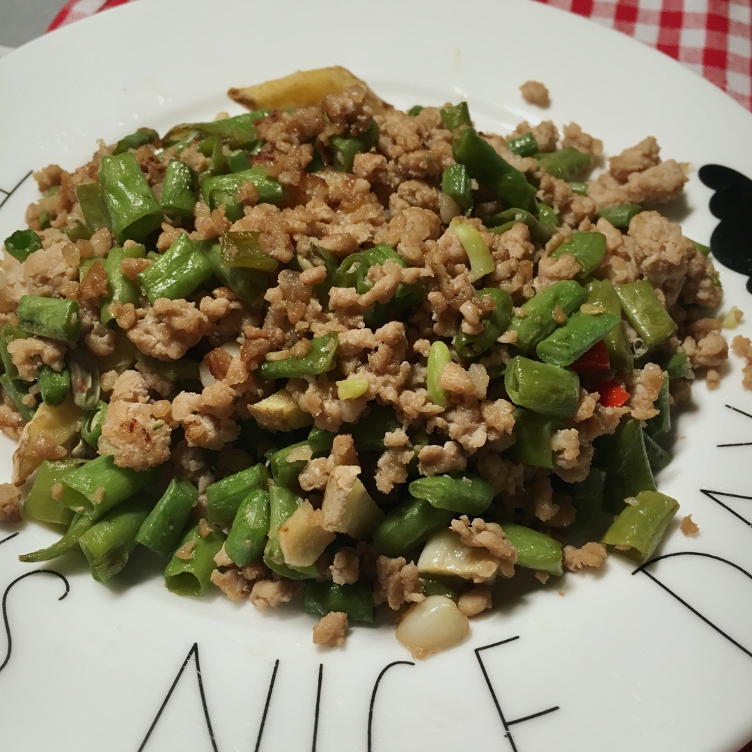 肉沫豆角下饭菜