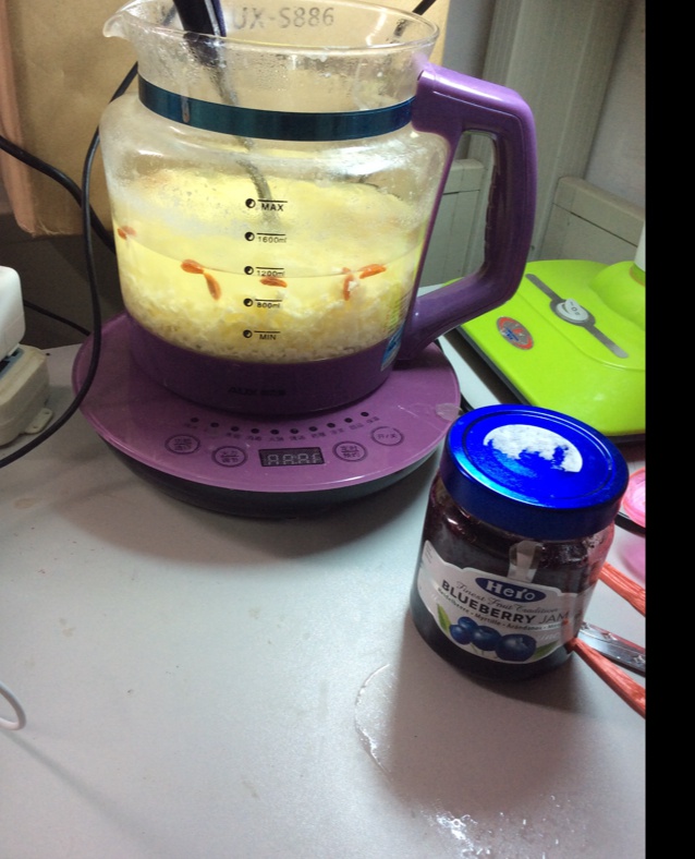 牛奶醪糟炖蛋