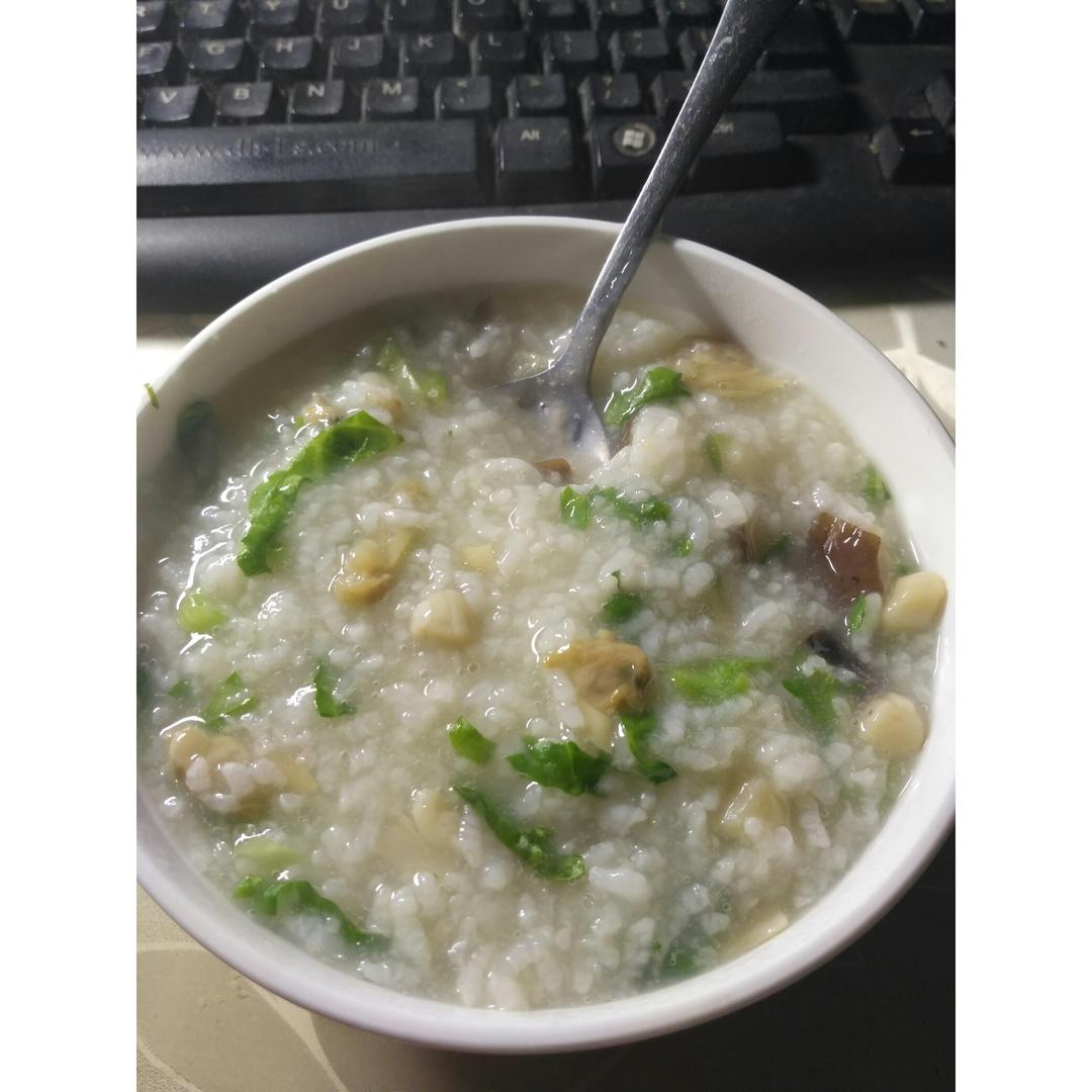 干贝蛤蜊海鲜粥