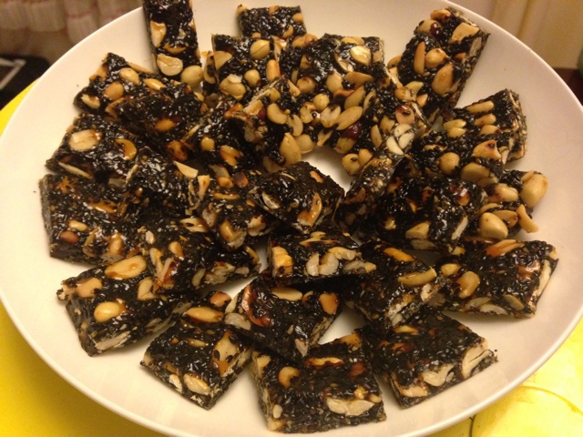 黑芝麻花生糖