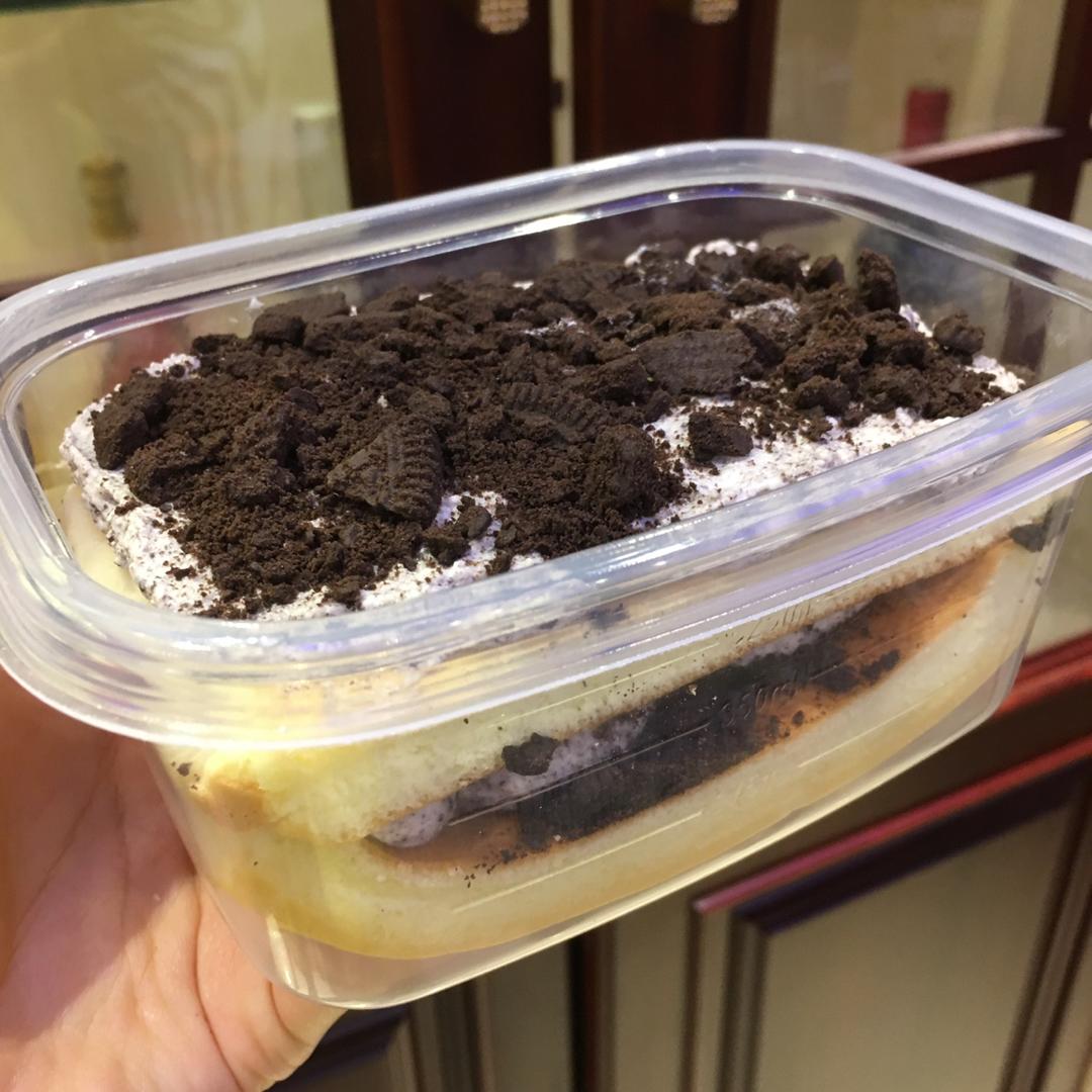 好吃到流泪的奥利奥咸奶油盒子蛋糕