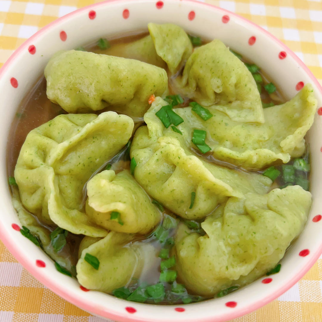 芹菜鸡胸肉饺子🥟
