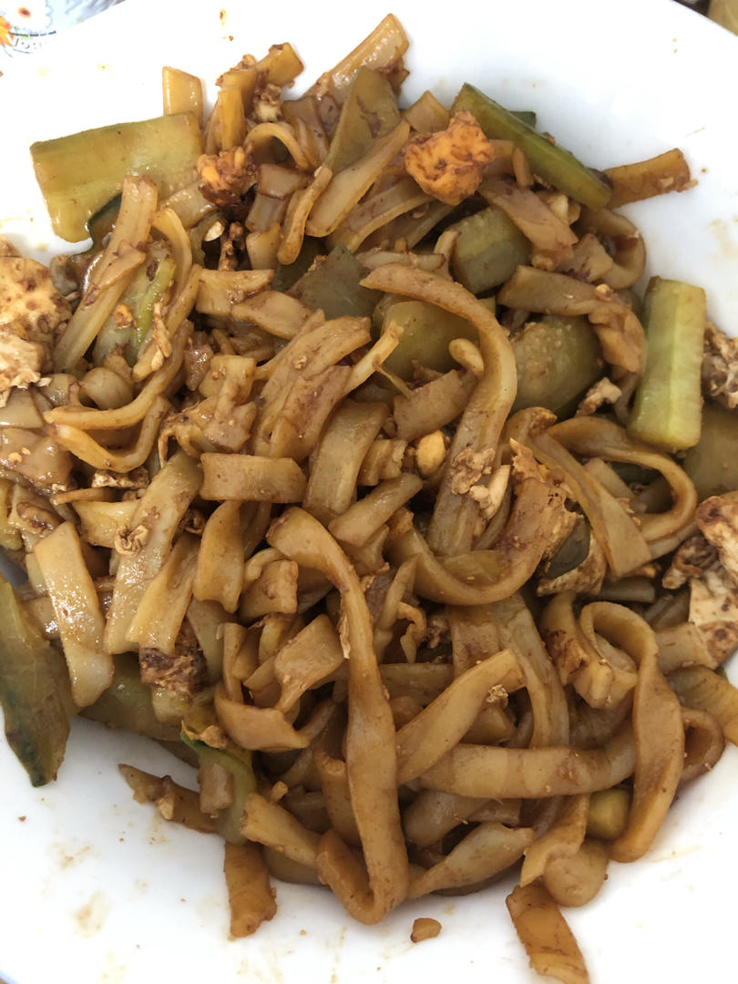 鸡蛋菜丝炒陈村粉