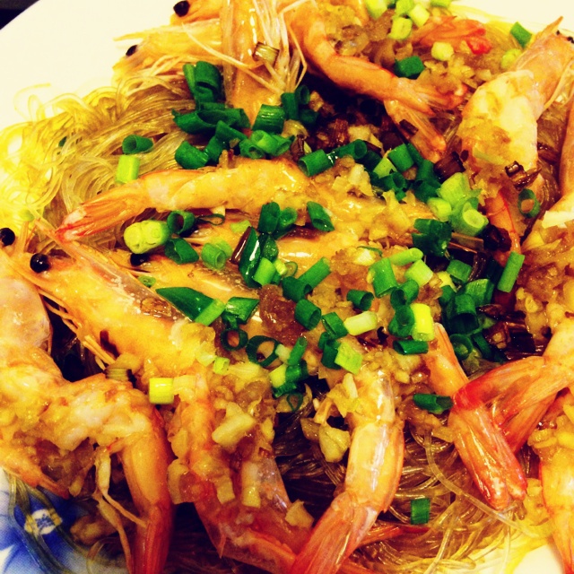 蒜蓉粉丝蒸大虾