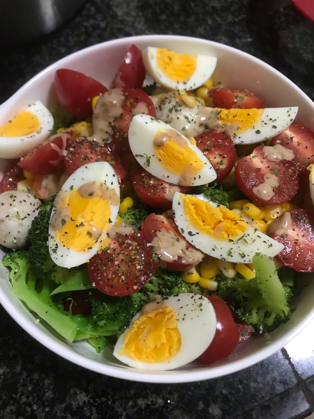 春天里的理想生活-超级简单的减脂餐•鸡蛋口蘑蔬菜沙拉